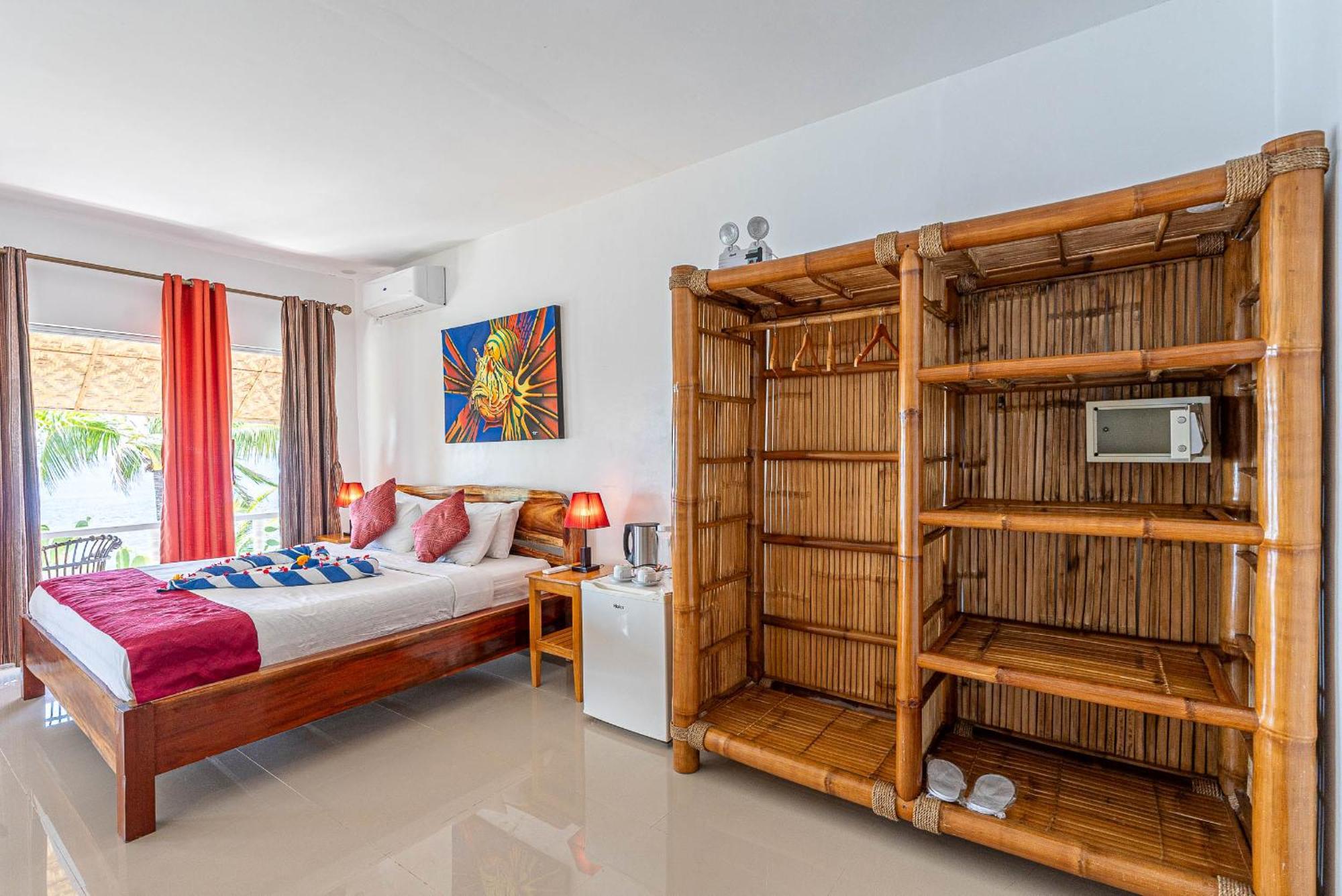 บลู สตาร์ ไดฟ์ รีสอร์ต Hotel อันดา ภายนอก รูปภาพ