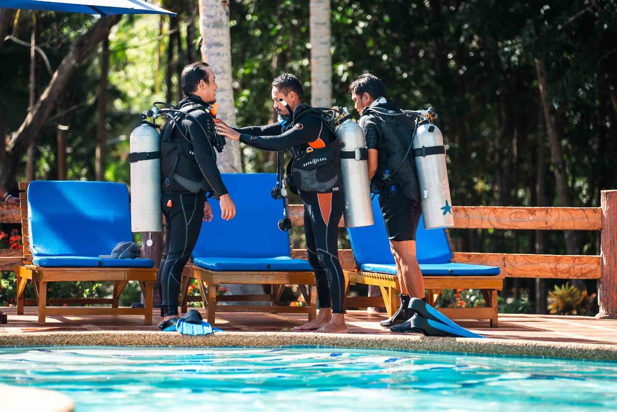 บลู สตาร์ ไดฟ์ รีสอร์ต Hotel อันดา ภายนอก รูปภาพ