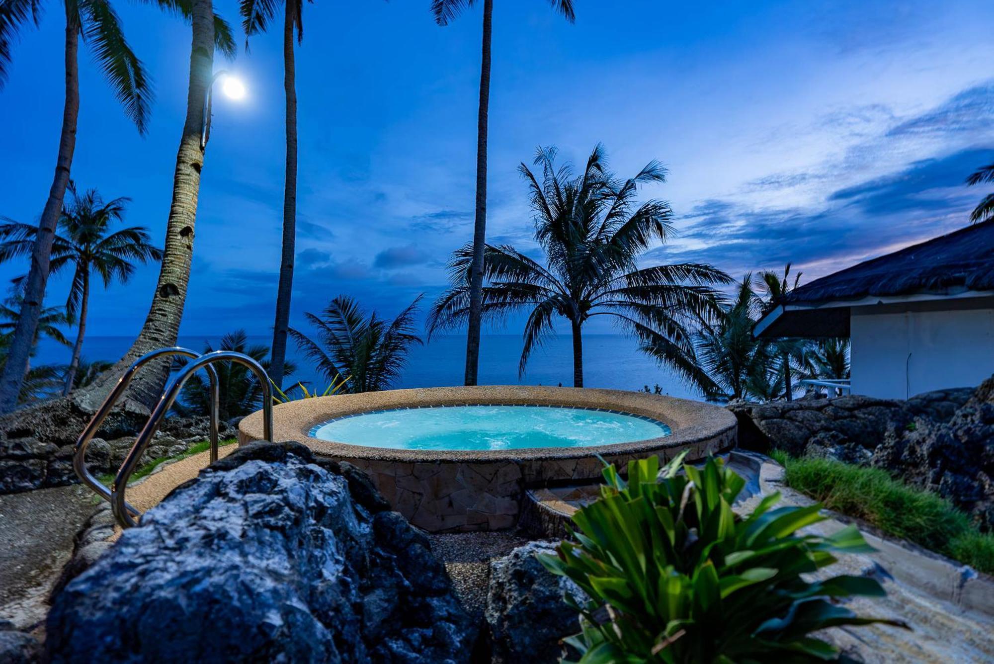 บลู สตาร์ ไดฟ์ รีสอร์ต Hotel อันดา ภายนอก รูปภาพ