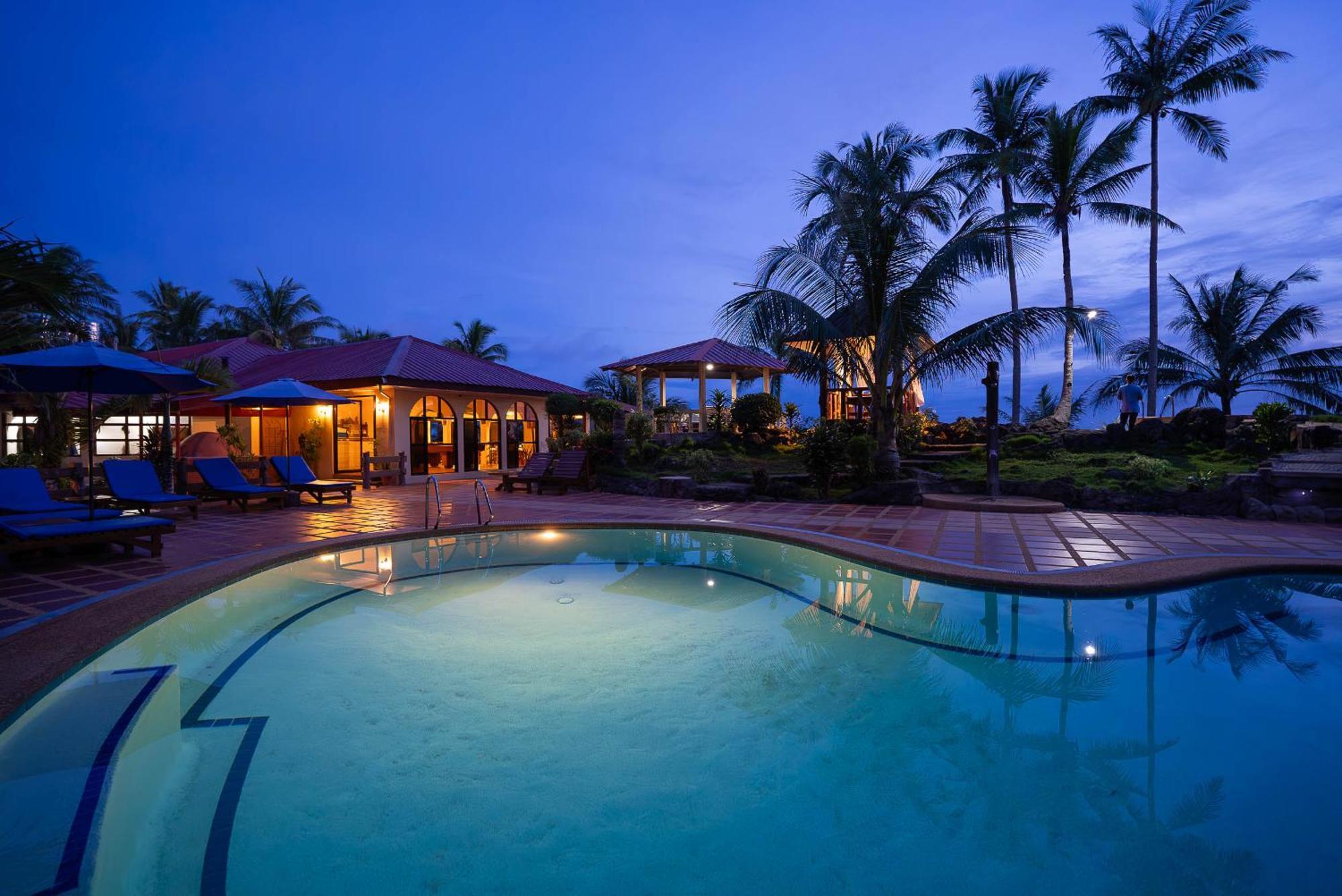 บลู สตาร์ ไดฟ์ รีสอร์ต Hotel อันดา ภายนอก รูปภาพ