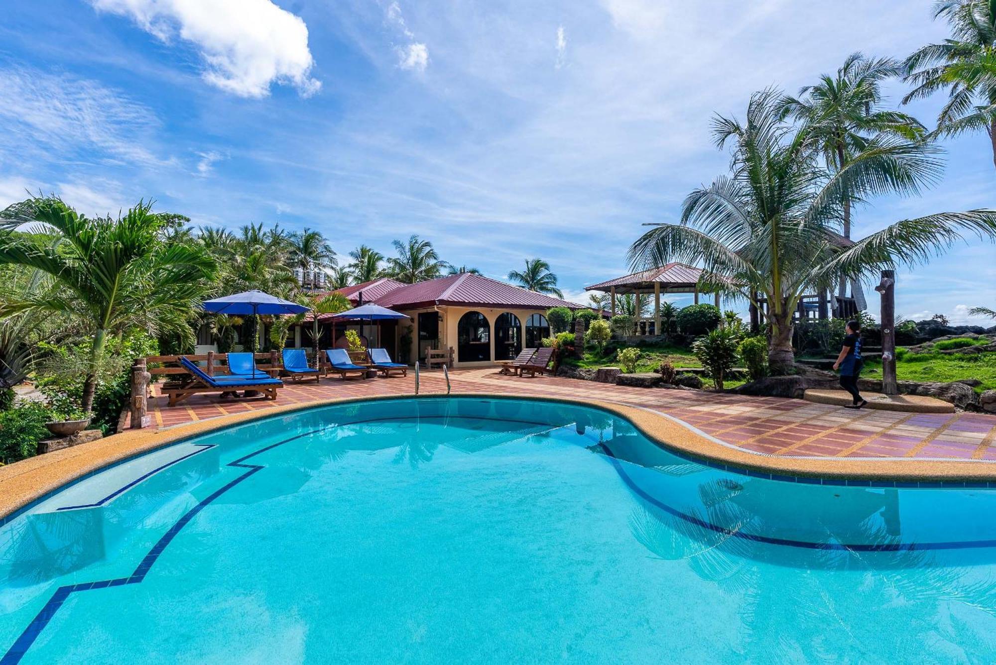 บลู สตาร์ ไดฟ์ รีสอร์ต Hotel อันดา ภายนอก รูปภาพ